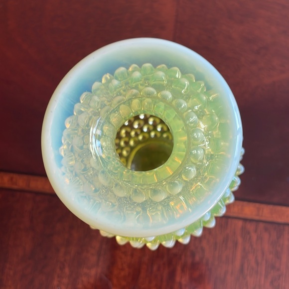 Fenton topaz hobnail mini bud vase straight  edge. - Picture 2 of 9